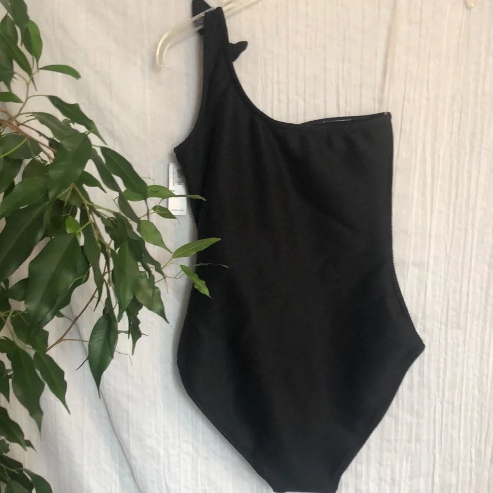 OLD NAVY size XS 1 piece black ribbed one shoulder with tie asymmetrical NWT